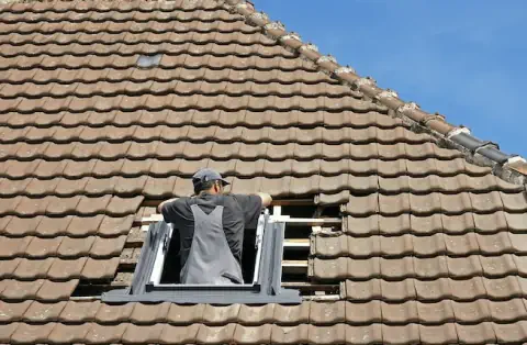 Pose de velux - Saint-Paul-en-Forêt